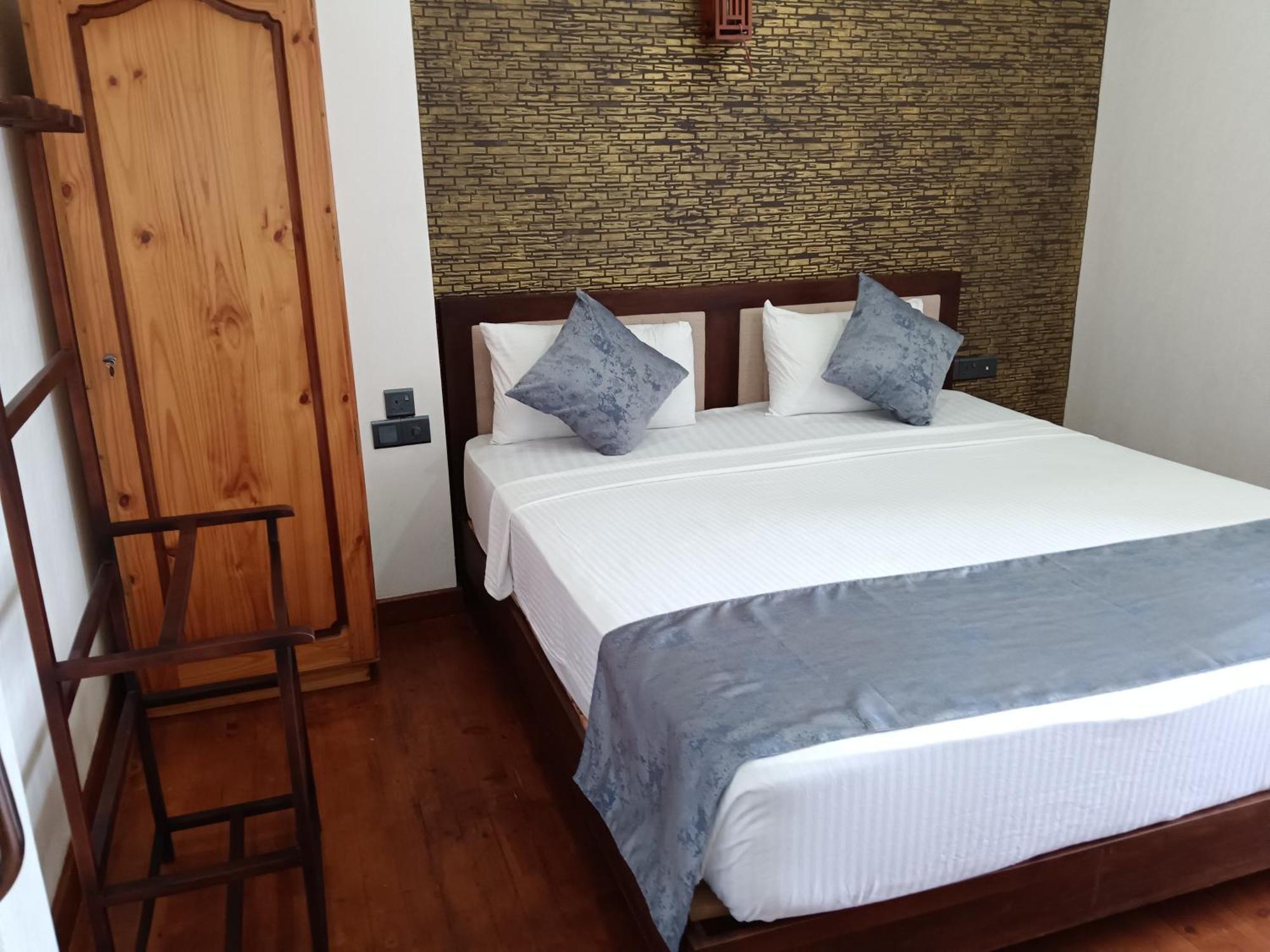 La Cozy Hotel & Restaurant Negombo Daluwekotuwa Bagian luar foto