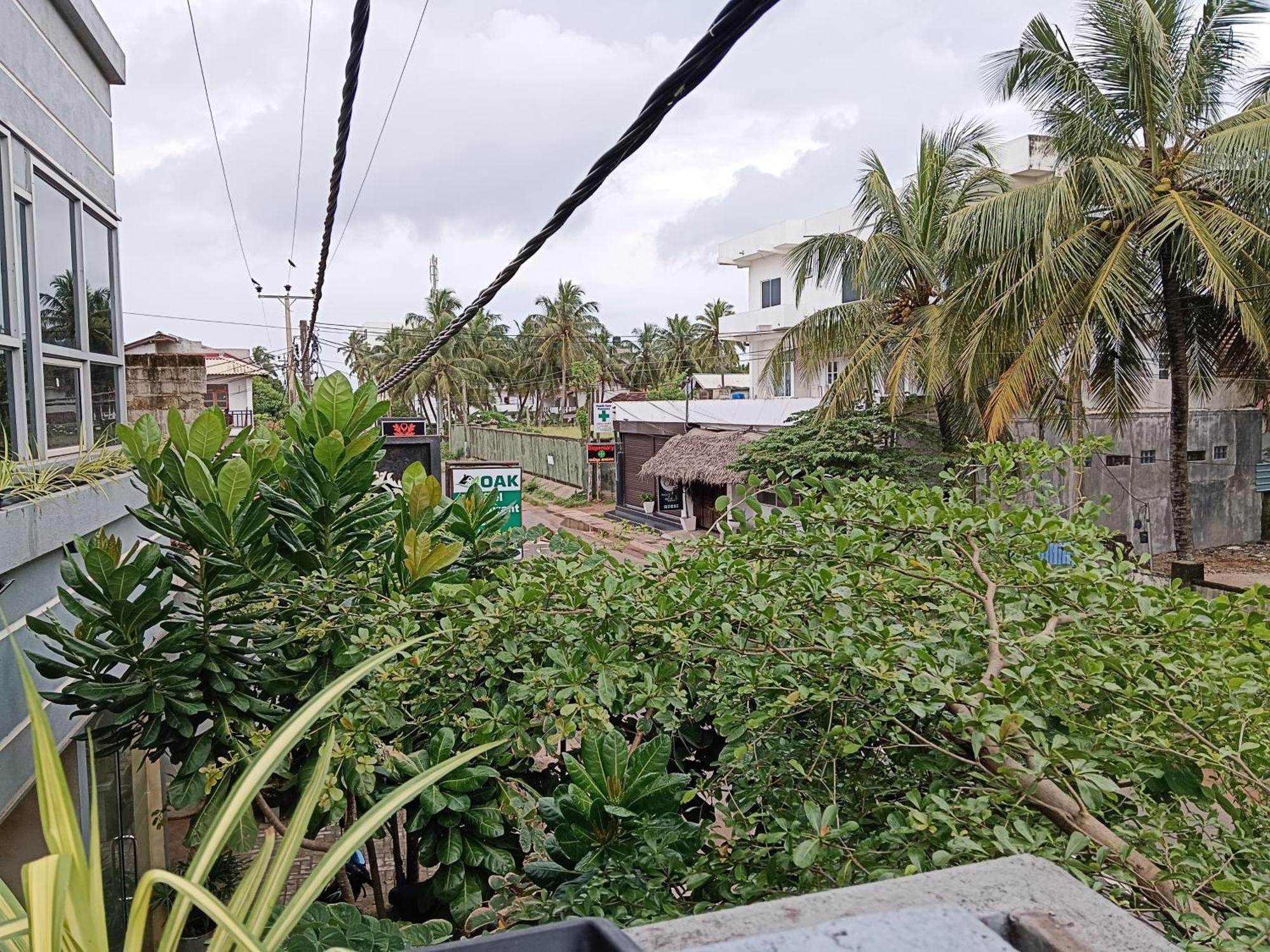 La Cozy Hotel & Restaurant Negombo Daluwekotuwa Bagian luar foto
