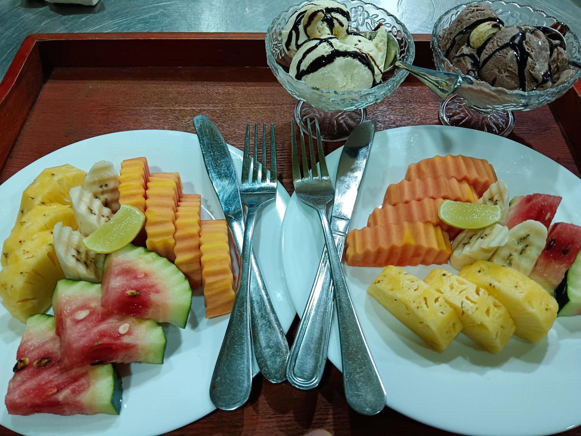 La Cozy Hotel & Restaurant Negombo Daluwekotuwa Bagian luar foto